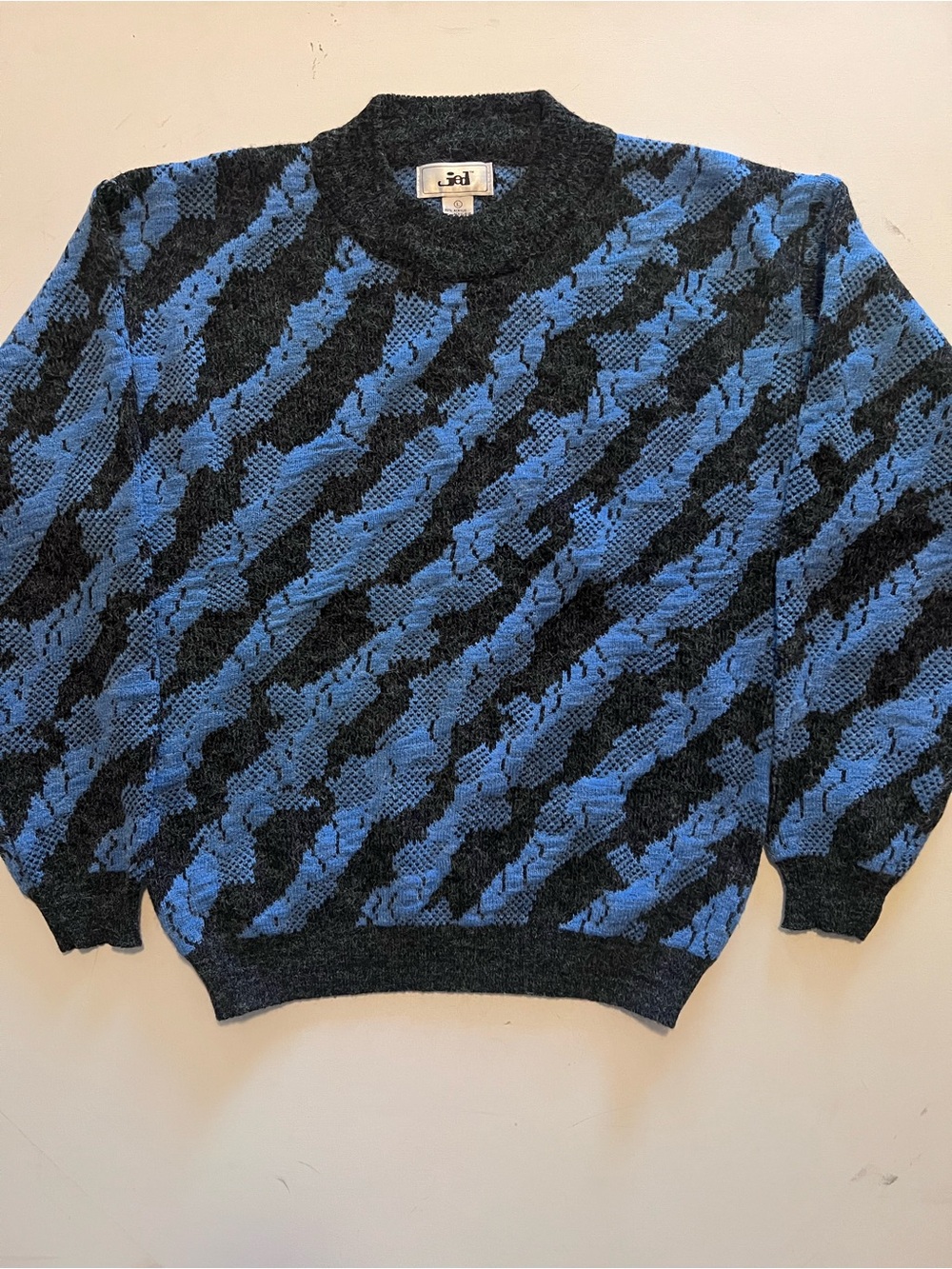 JED Men's Blue & Black Textured Crewneck Sweater